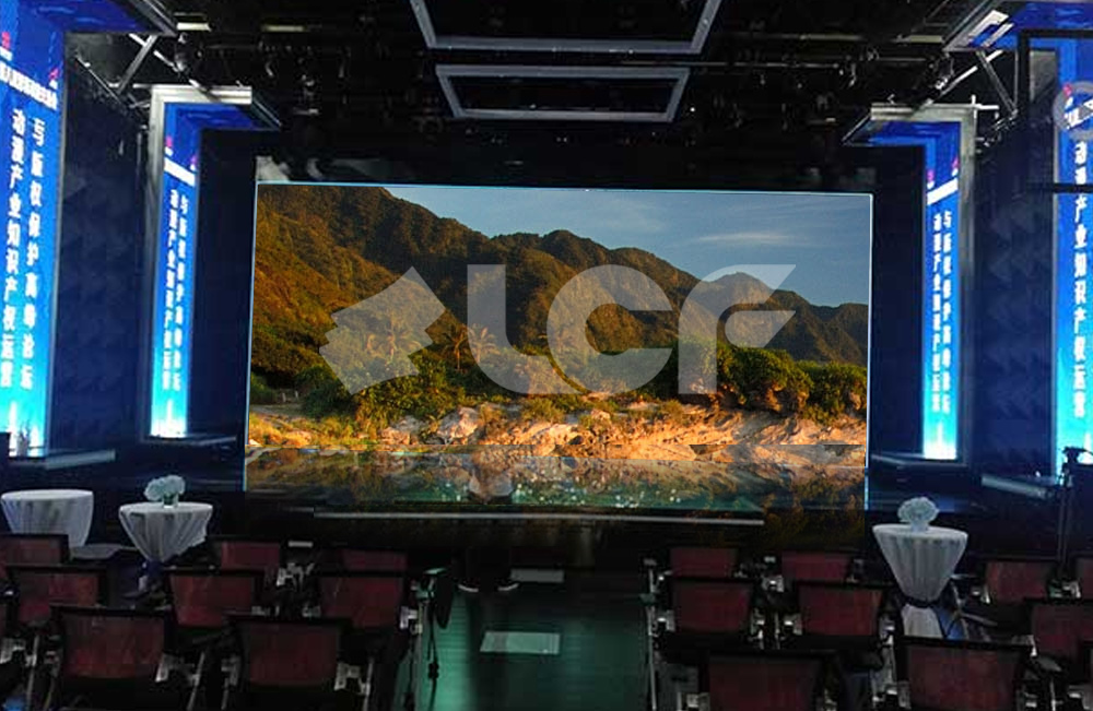 深圳第一路演室内3.jpg 深圳第一路演室内3.jpg