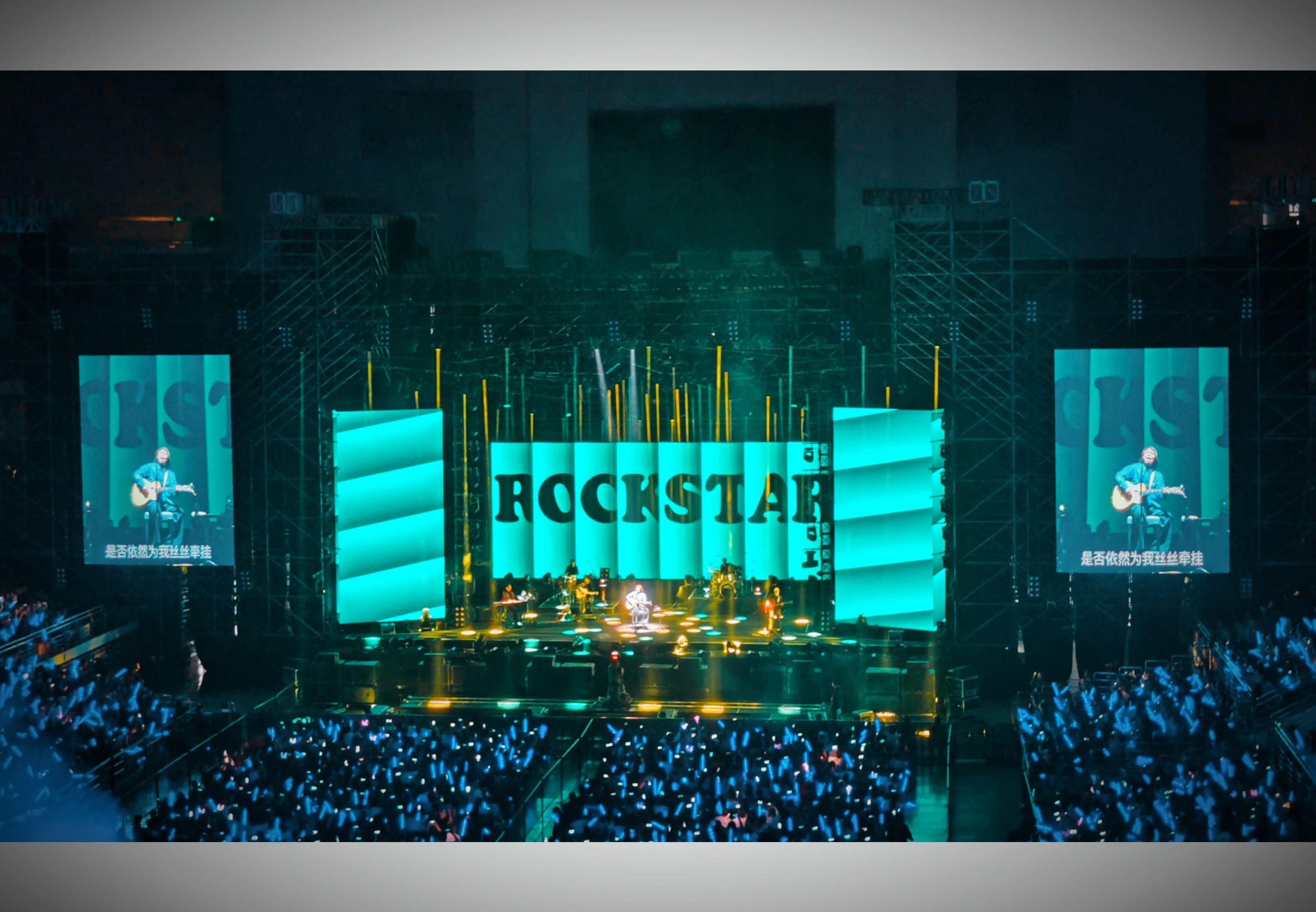 LED透明屏厂家 LED透明屏厂家