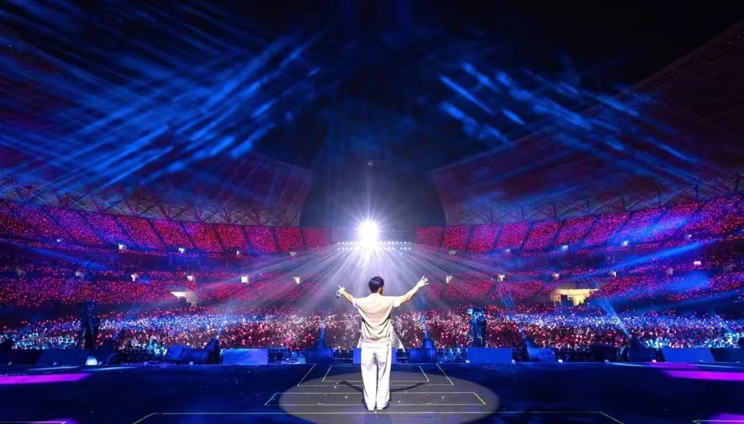 周杰伦演唱会场控荧光棒 周杰伦演唱会场控荧光棒